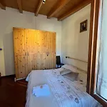 Cav Il Portico Del Conte 2 Apartamento Bosisio Parini