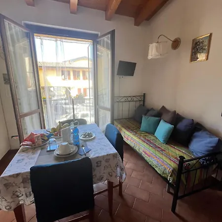 Cav Il Portico Del Conte 2 Apartamento *